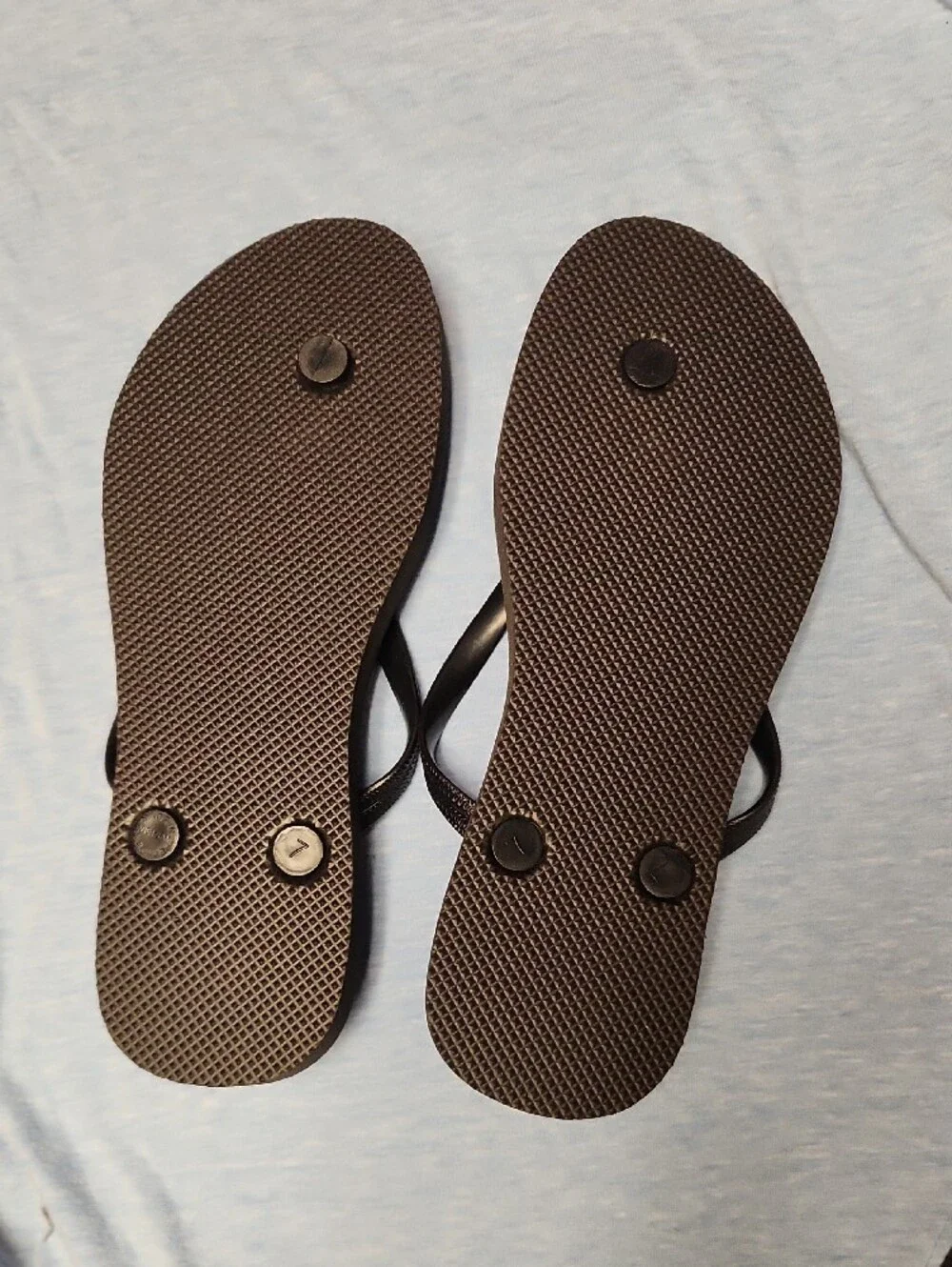 Classic black woman's flip flops Size 7 NWOT